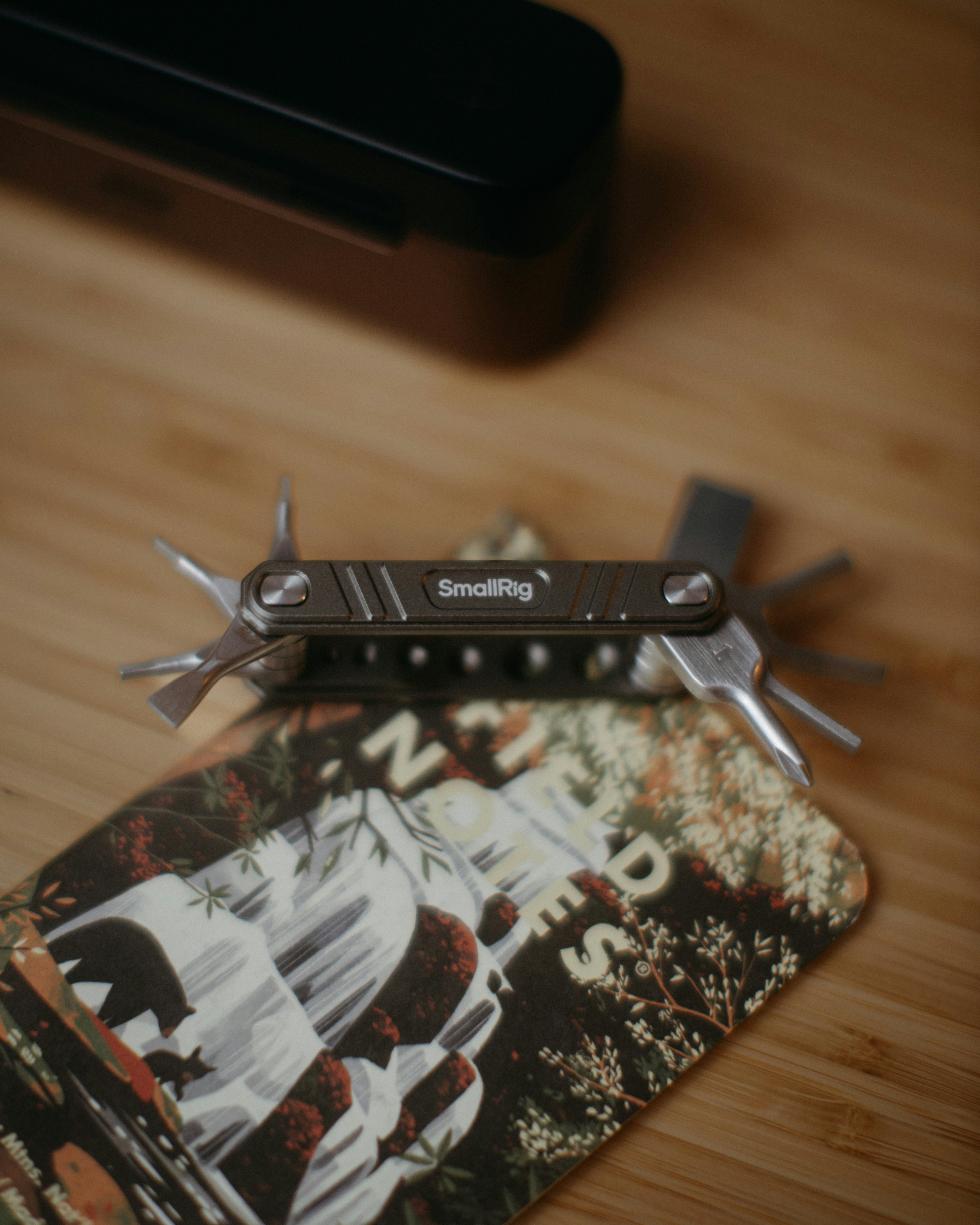 Multi-Tool Set - Photo by JJ ROCHA on Unsplash